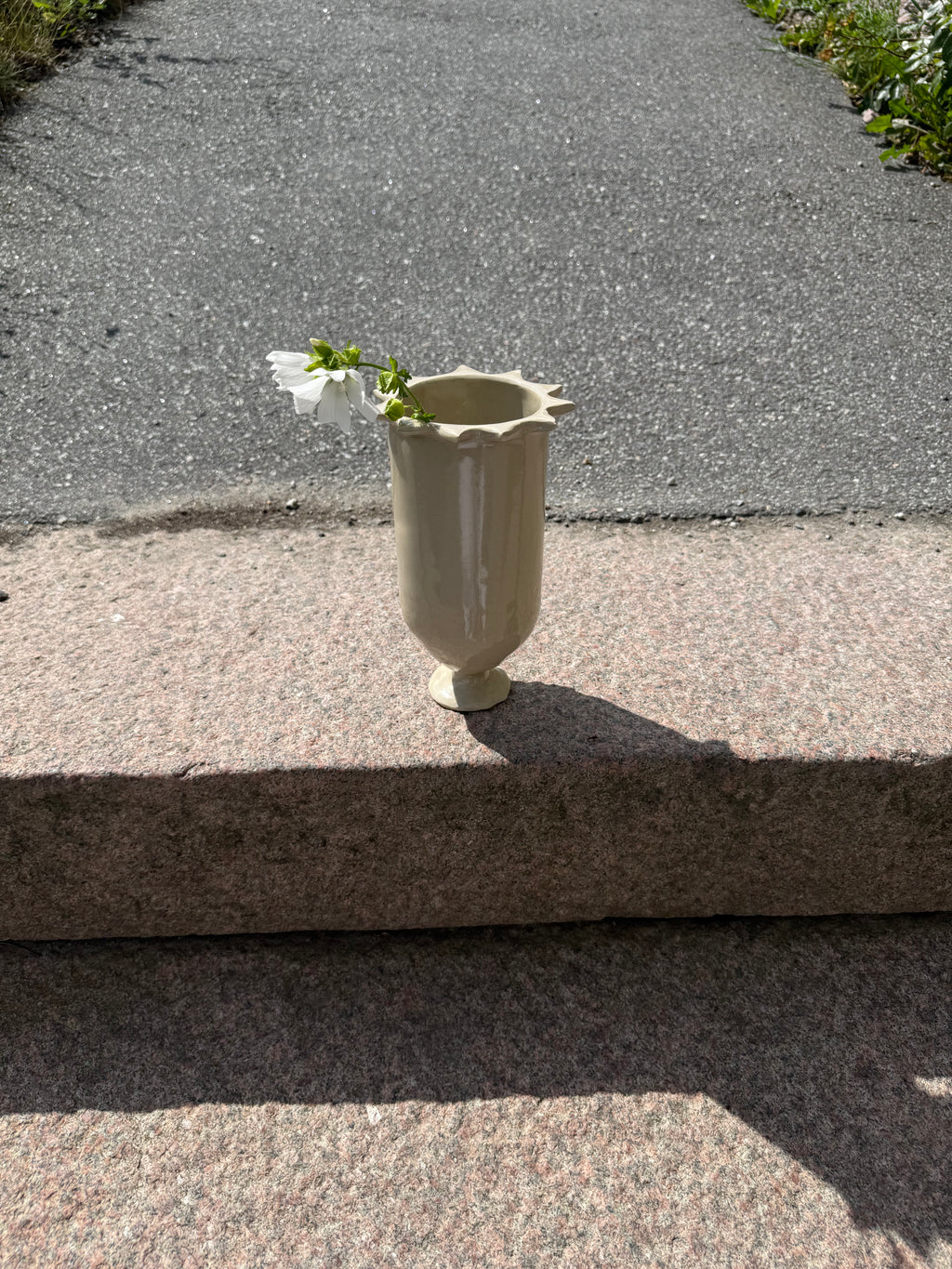 SV001 Vase