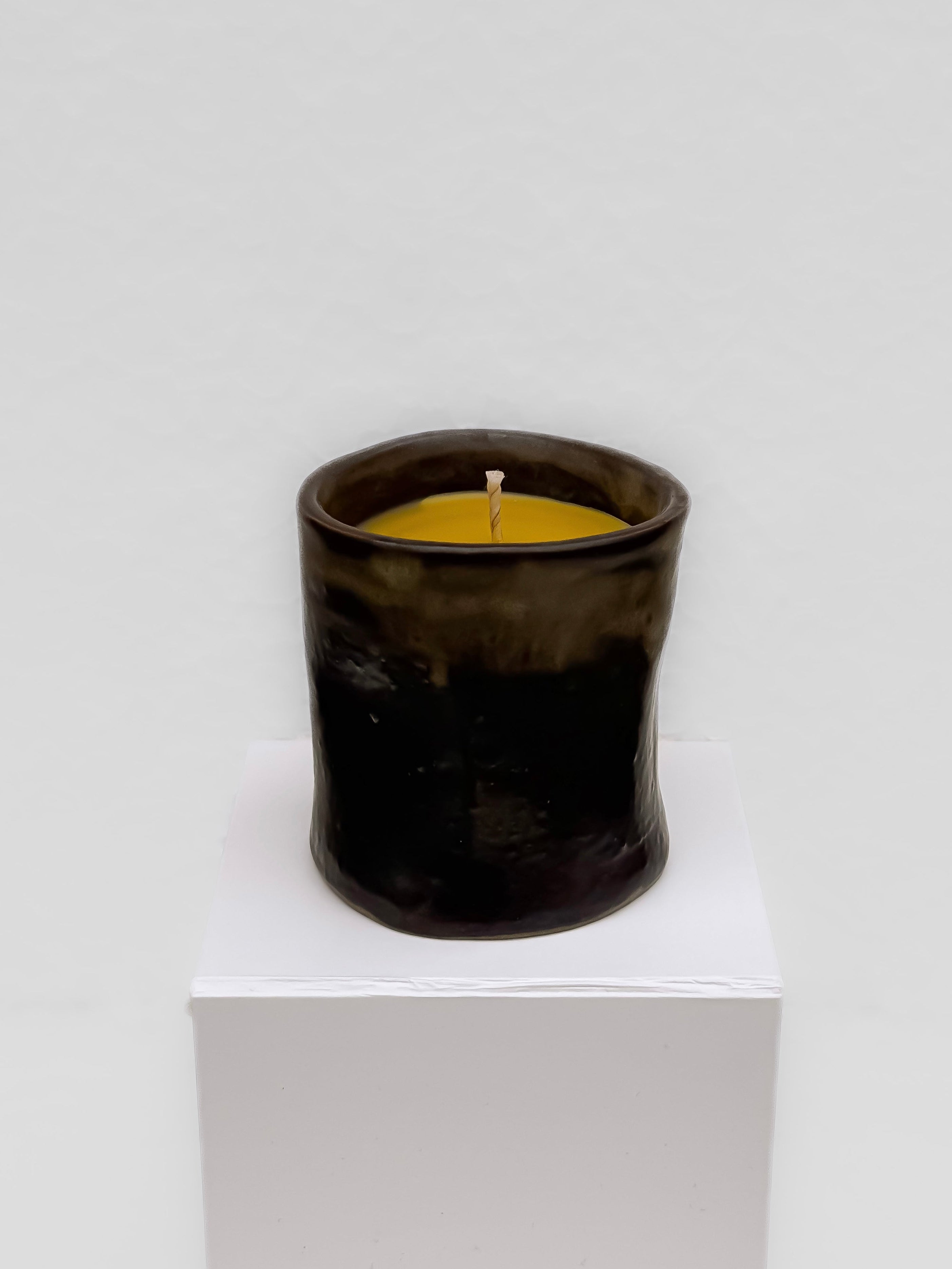 06 Yawa candle